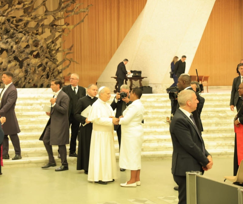 Speaker Among visits Pope in Vatican