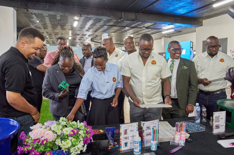 Hariss International Celebrates Global Recycling Day 