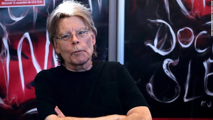 Stephen King quits Facebook over concerns of 'false information'