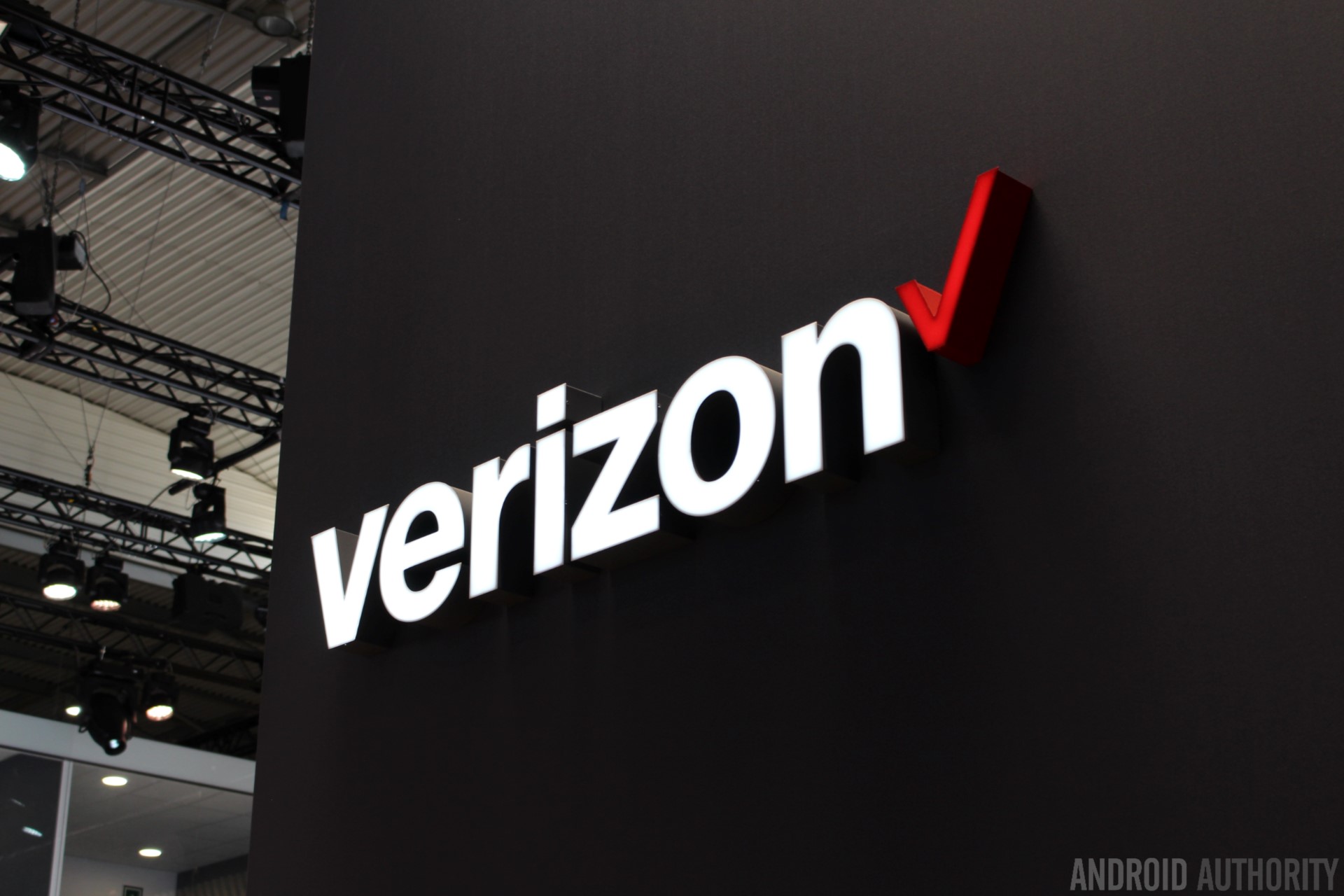 Huawei launches legal action against Verizon alleging unauthorized patent use